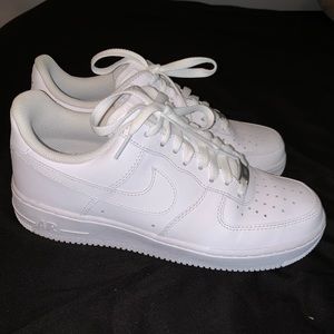 White Air Force 1s - Slightly Worn